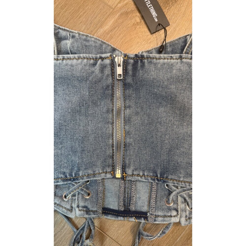 2/$30 NWT PrettyLittleThing Petite Size 6 Blue Denim Corset Top Lace-Up Sides - Picture 7 of 10